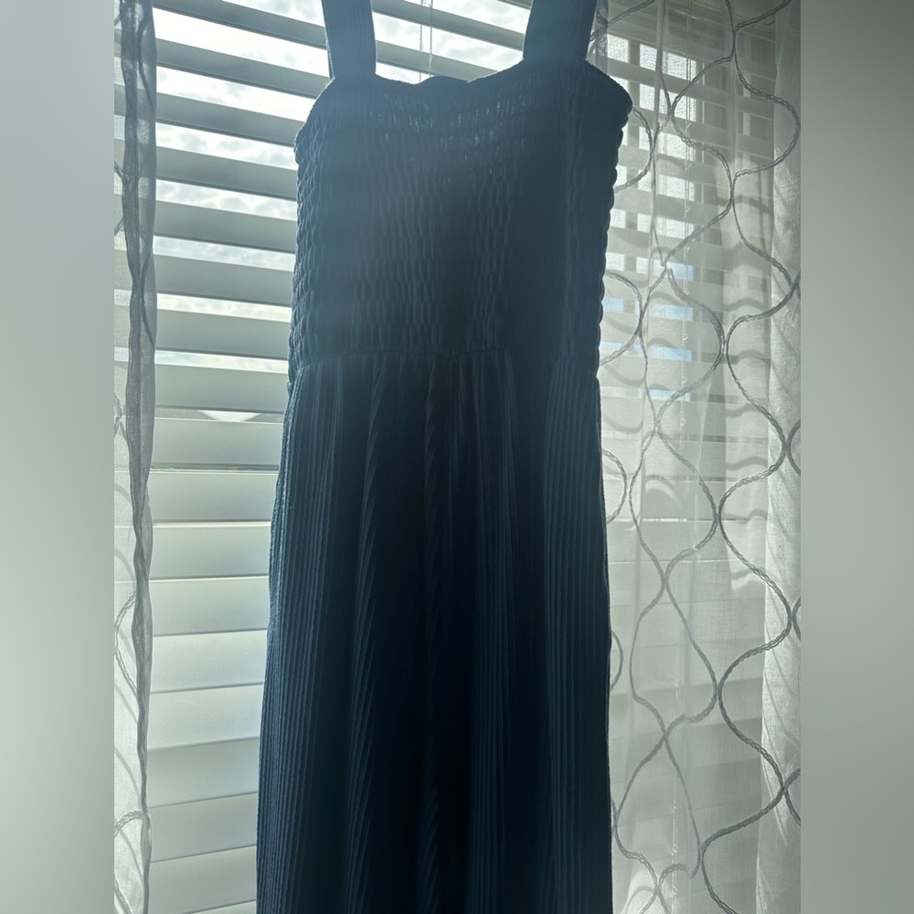 Lulu’s Wide Leg Romper - Picture 4 of 4